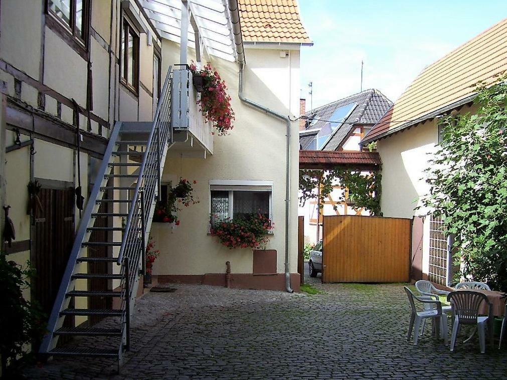 Weingut & Gaestehaus Nagel Kapellen-Drusweiler Exterior photo